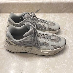 Adidas Yeezy 700 used sneakers